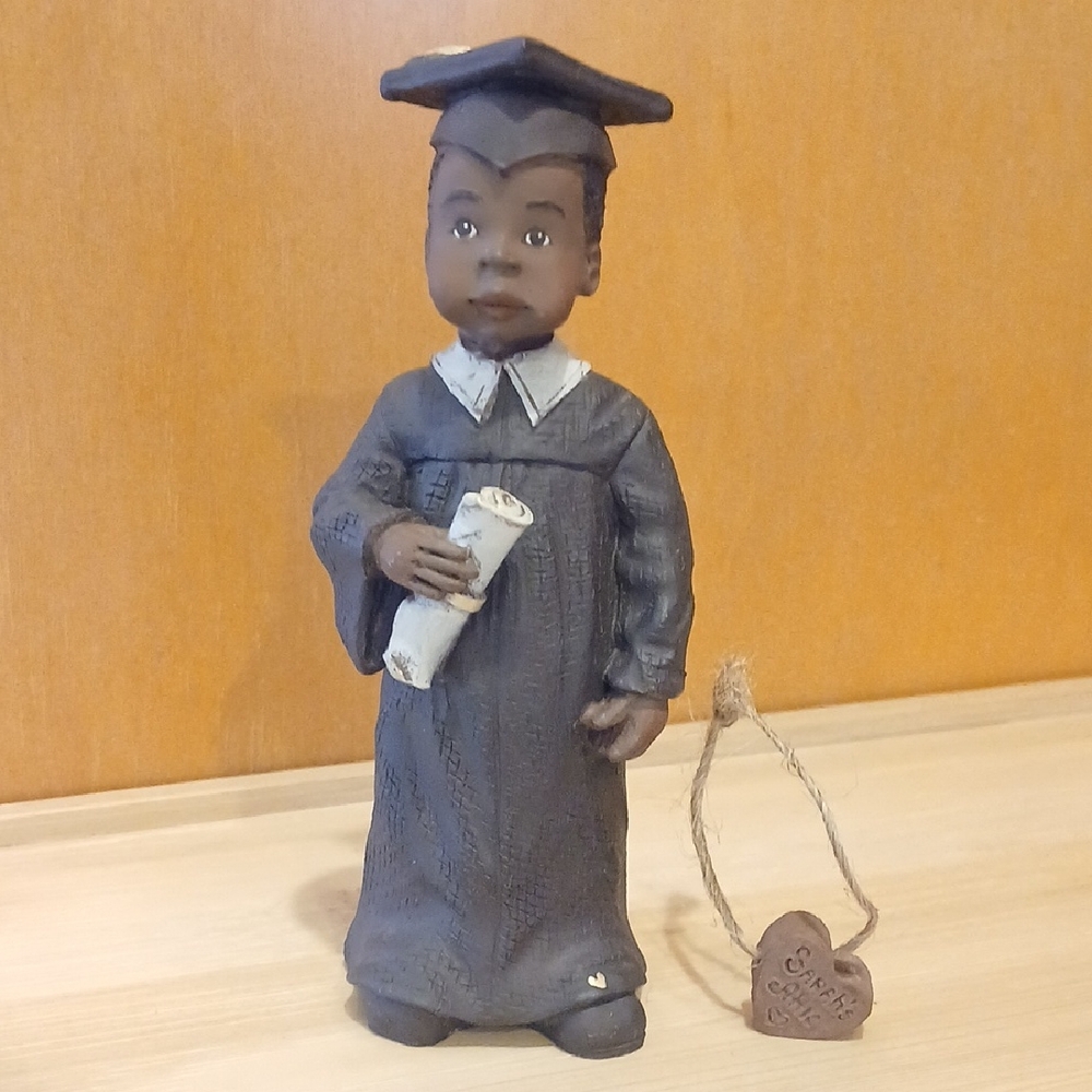 1993 Sarah's Attic Graduate Willie Limited Edition